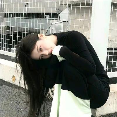 女猫